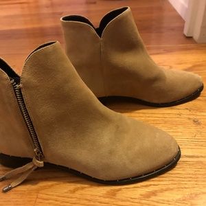Suede Ankle boot